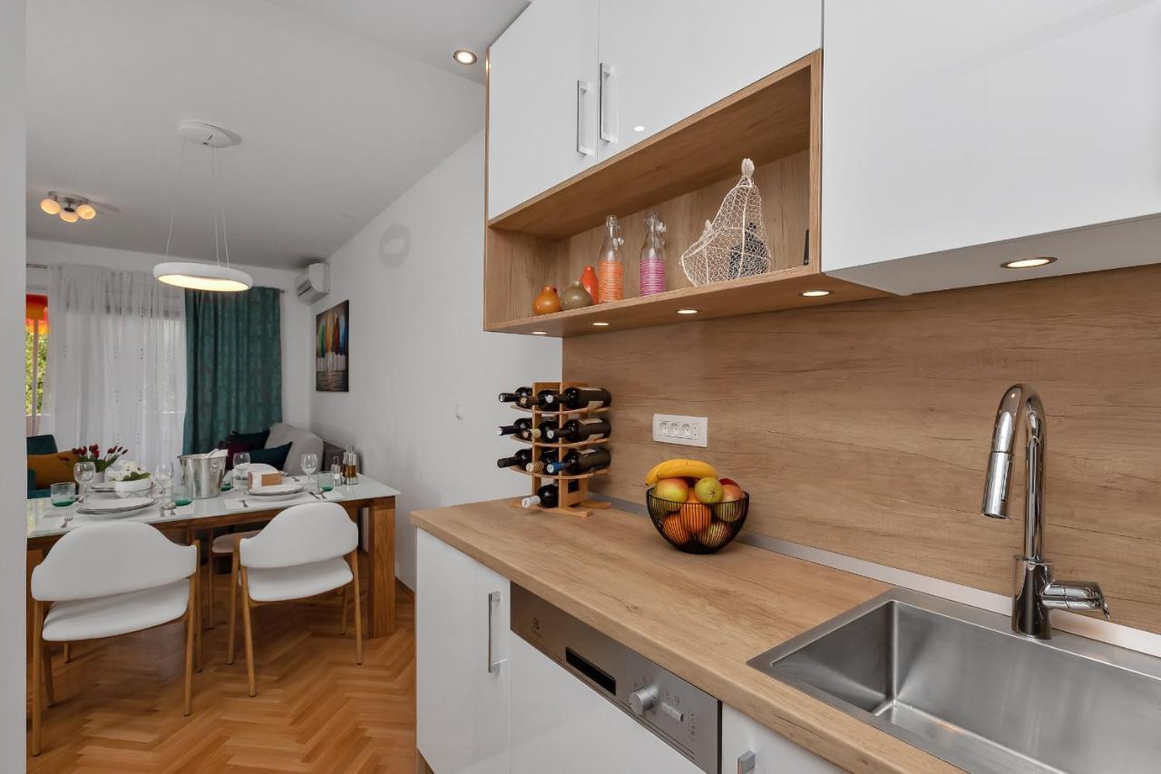 Bruno & Toni Deluxe Apartman Makarska Exterior photo