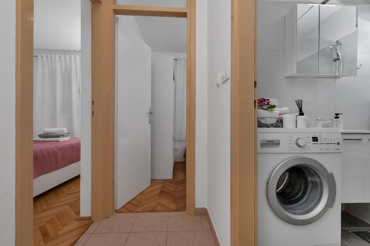 Bruno & Toni Deluxe Apartman Makarska Exterior photo