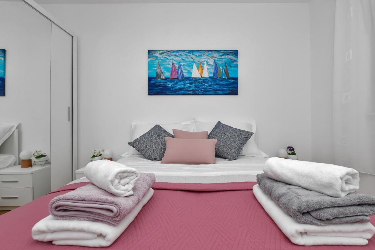 Bruno & Toni Deluxe Apartman Makarska Exterior photo